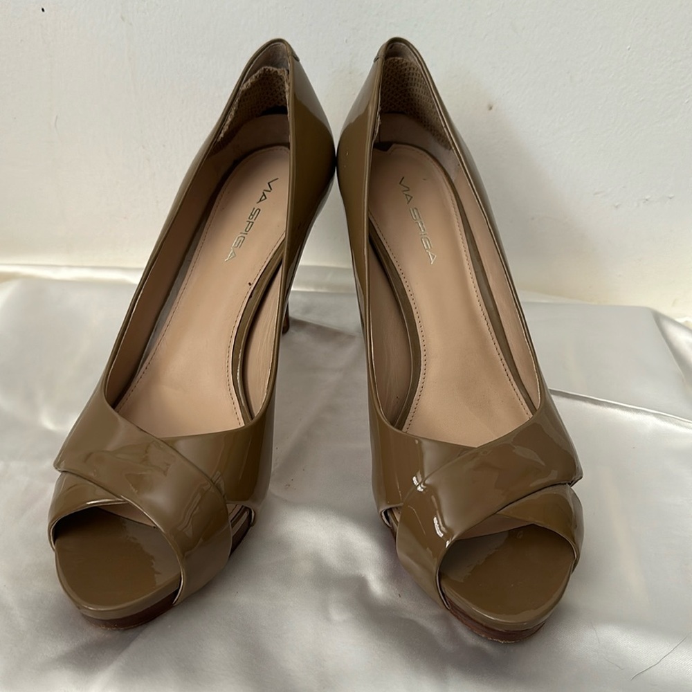 Via Spiga Nude Heels